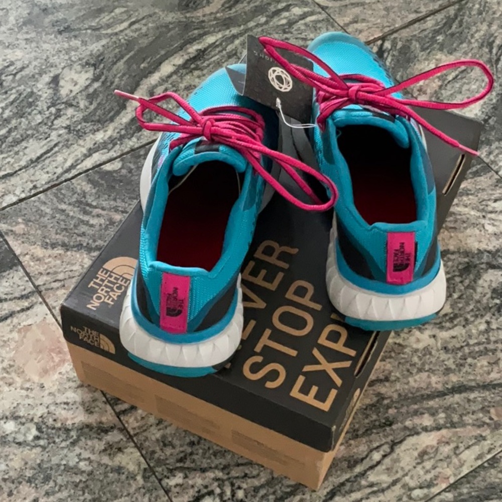 The North Face Sneakers Women’s Ultra Traction Futurelight TNF Size 10 New - Picture 3 of 14